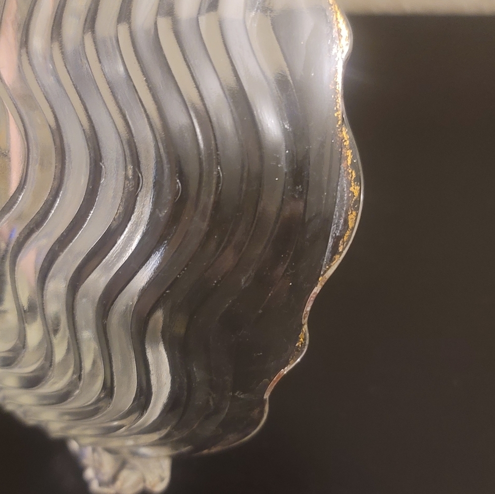 Wavy Ribbed Bowl - Picture 5 of 5